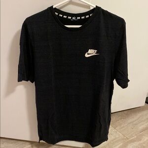 Used Nike Shirt, Tank Top and Shorts Bundle Black Medium